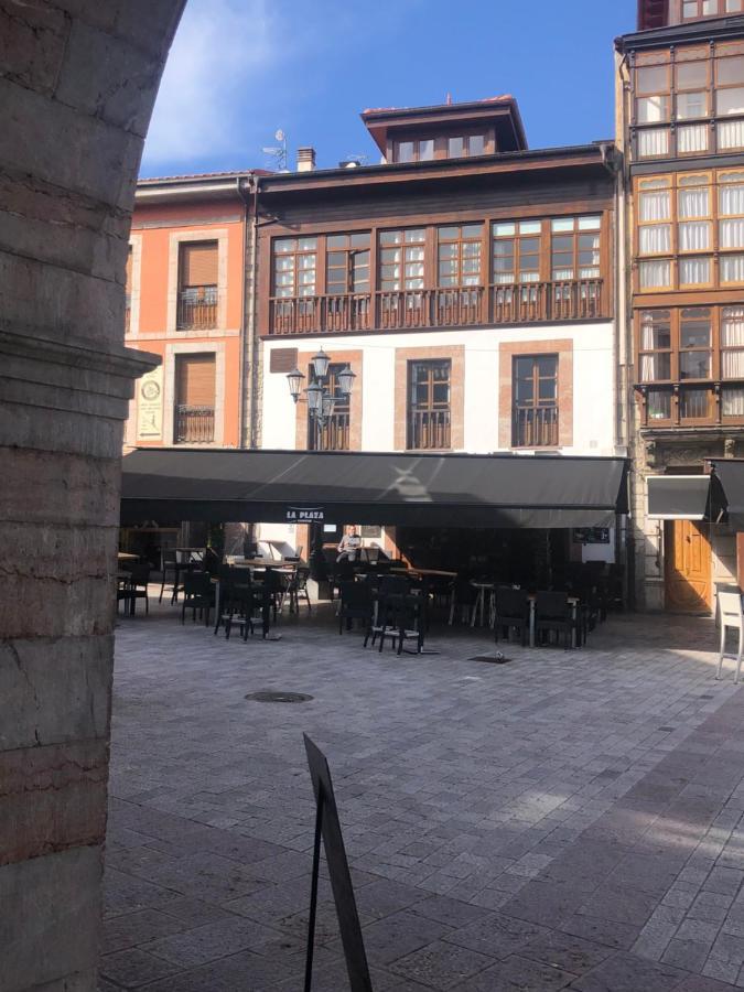 Апартаменти La Plaza De Llanes, Plaza Parres Sobrino, 6 Екстер'єр фото